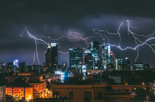 Fibra ottica e meteo: resistenza a condizioni estreme