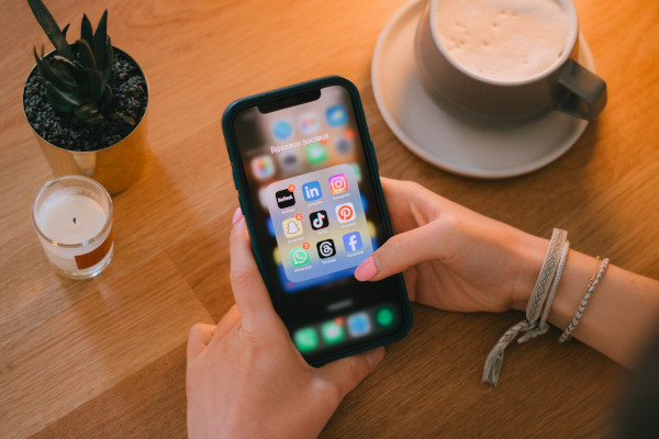 Instagram, TikTok e YouTube: come ridurre il consumo di dati