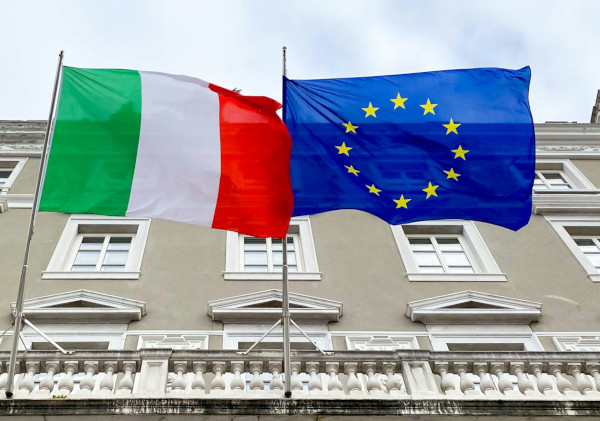 Regolamentazione della fibra ottica in Italia e in Europa